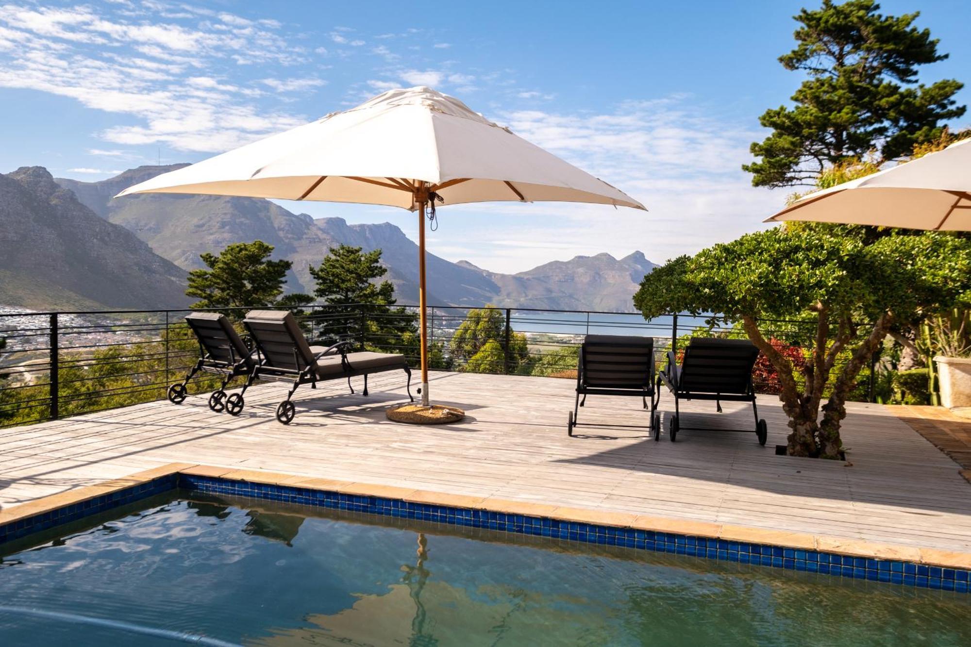 Dreamhouse Guest House Hout Bay Bagian luar foto